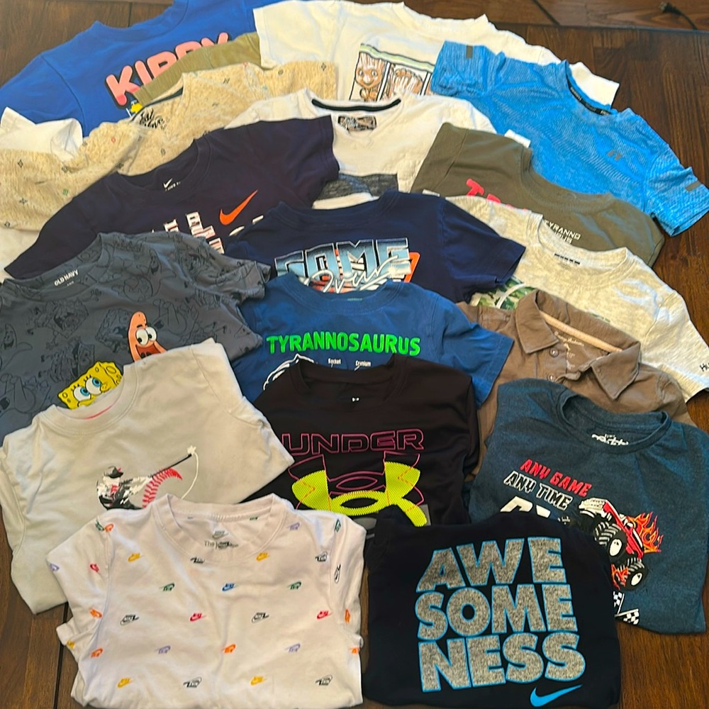 Bundle of 18 Boys Tees, Size 6/7